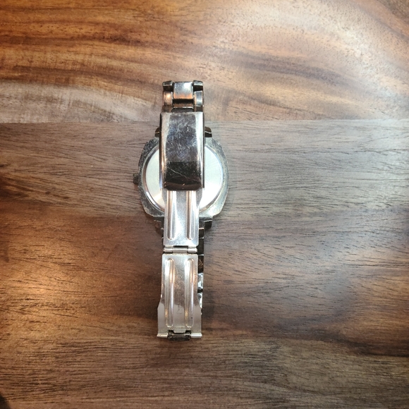 Watch - Picture 2 of 2